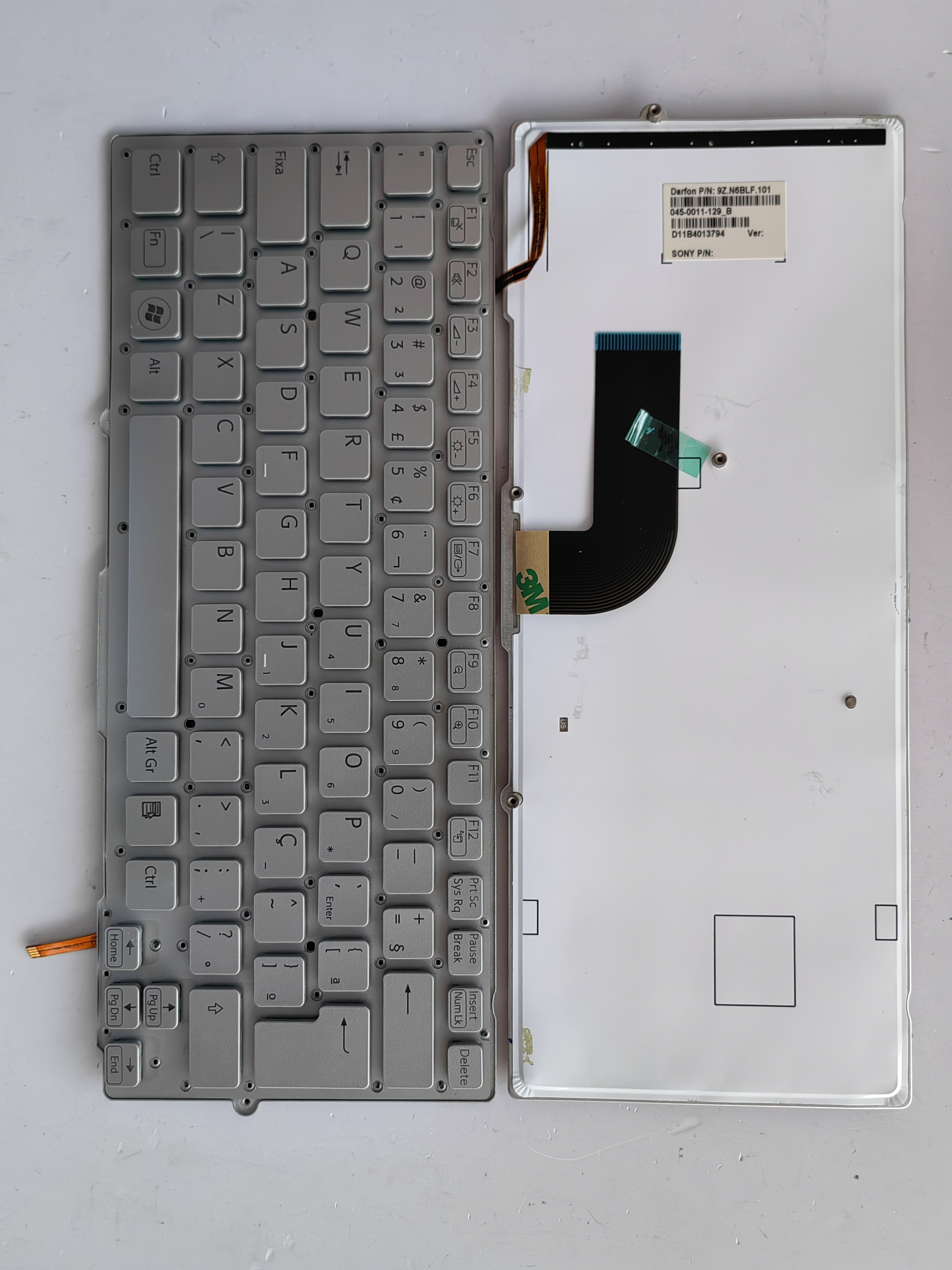 Picture of New Replacement Laptop Keyboard For SONY SB/SD/SA/VPC-SD/VPC-SB/VPC-SA SILVER Backlit BR Layout